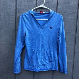 Small blue PUMA v-neck exercise active hoodie